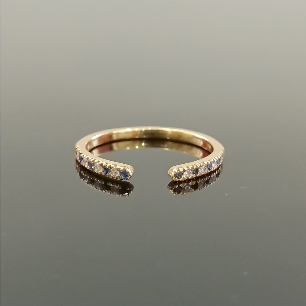 Diamond and Sapphire Ring